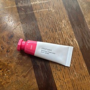 Glossier cloud paint
